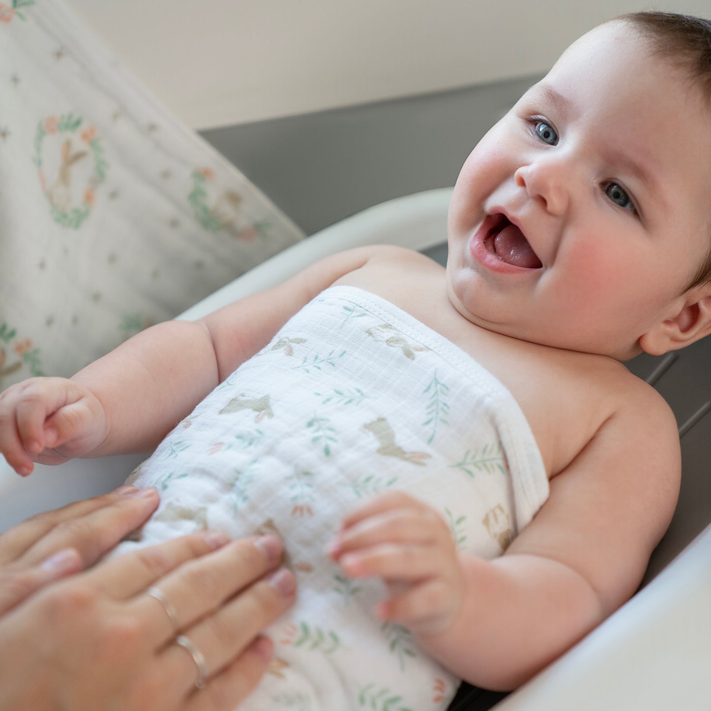 aden + anais™ essentials kūdikio plaušinės (3 vnt.)
