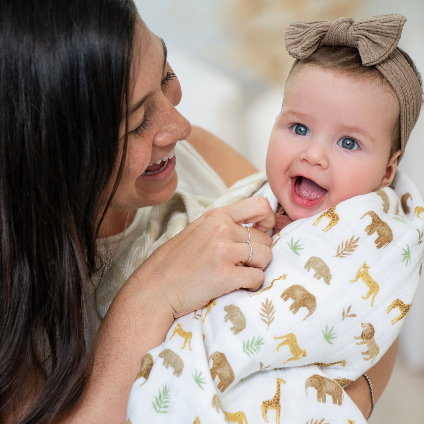 aden + anais™ essentials muslin antklodė