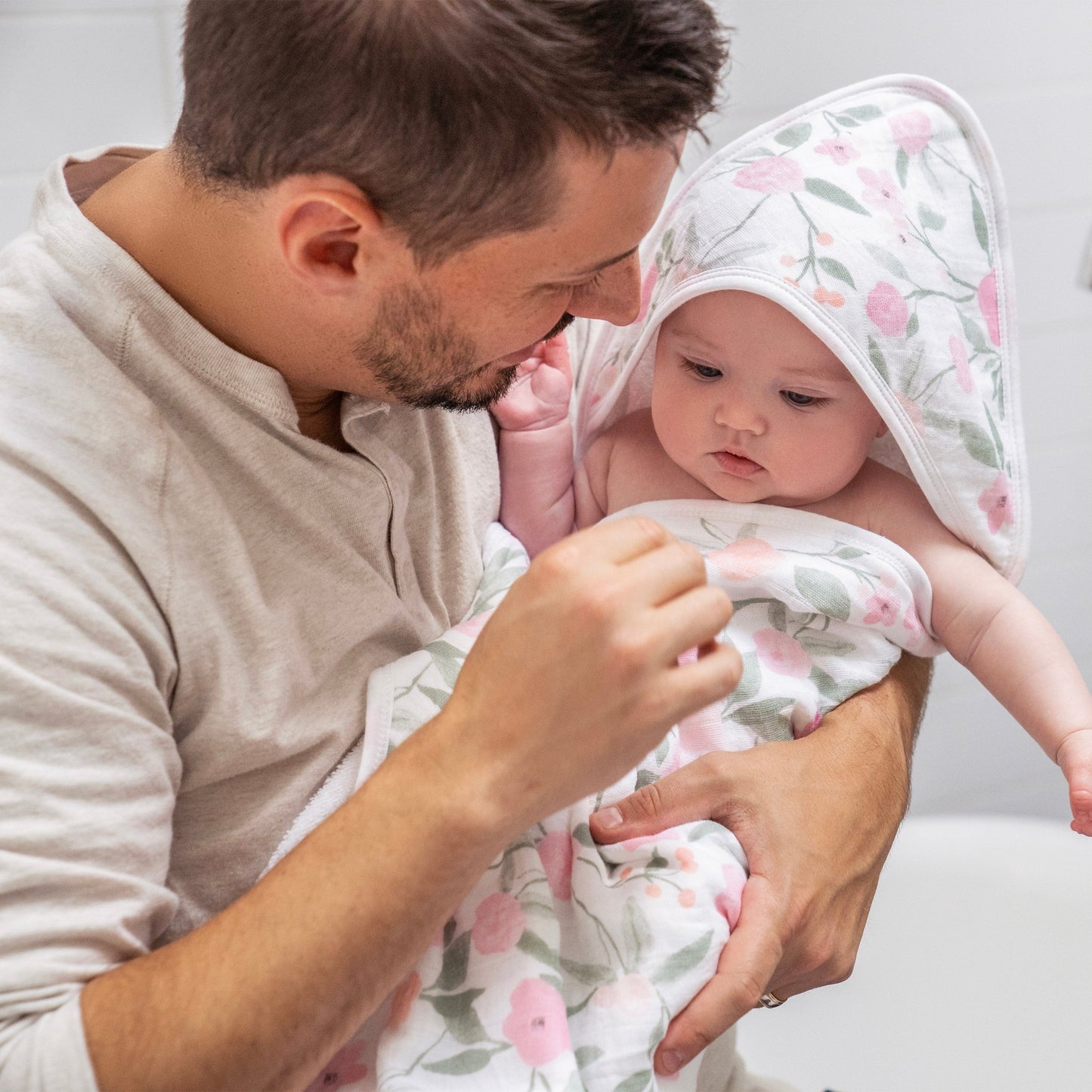 aden + anais™ boutique cotton rankšluostis + plaušinė - Tiny Humans